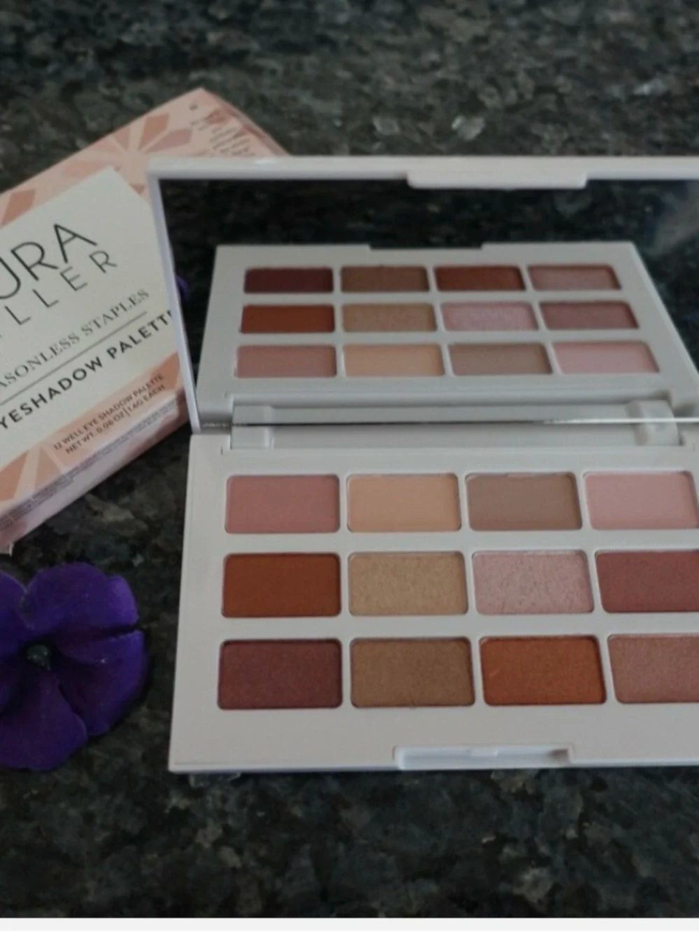Laura Geller Warm Neutral & Pink Eyeshadow Palette